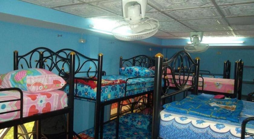 Centaur Hostel *